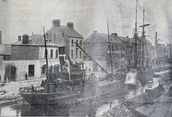 This image of vessels loading and unloading goods at Merchant’s Quay in the 1920s gives a visual impression of the commercial live of the Canal in Newry in the inter-war years. Newry and Mourne Museum Collection This image of vessels loading and unloading goods at Merchant’s Quay in the 1920s gives a visual impression of the commercial live of the Canal in Newry in the inter-war years. Newry and Mourne Museum Collection